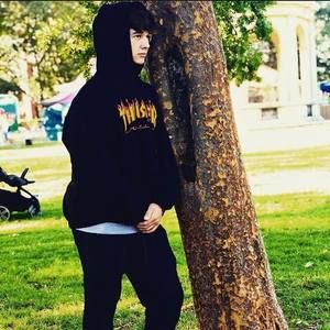 Meet your Posher, Nick